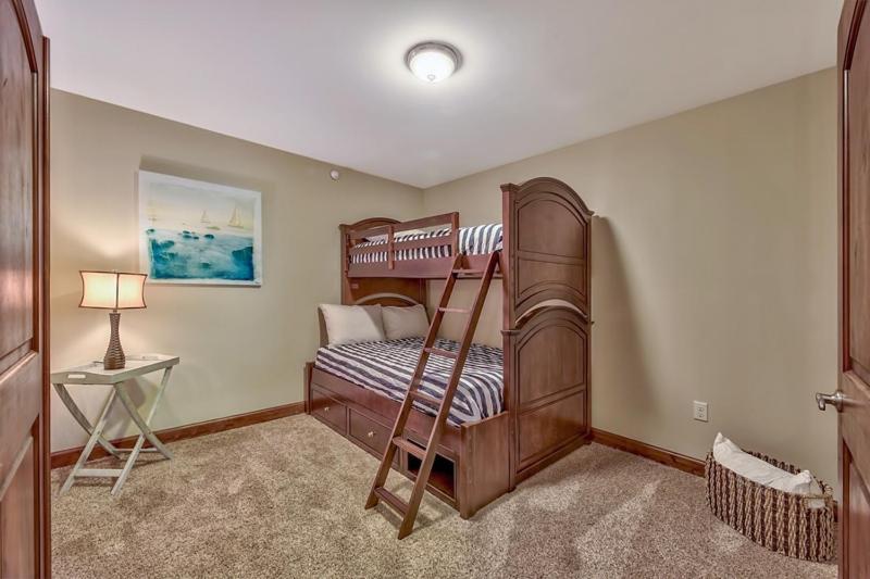 Tahoe Woods 203 At Stateline - Heavenly Slopes Lake Pets 사우스 레이크 타호 외부 사진