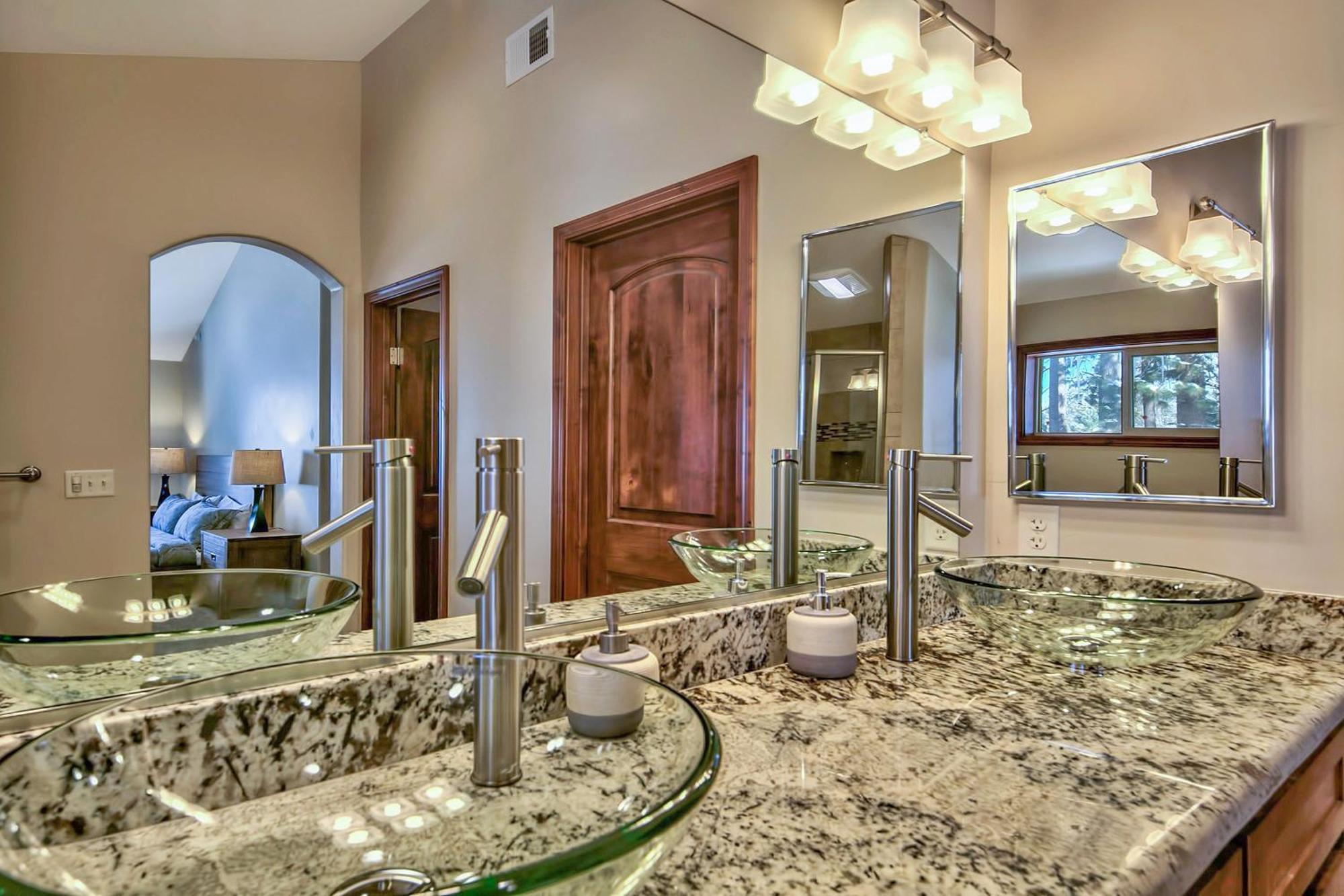 Tahoe Woods 203 At Stateline - Heavenly Slopes Lake Pets 사우스 레이크 타호 외부 사진